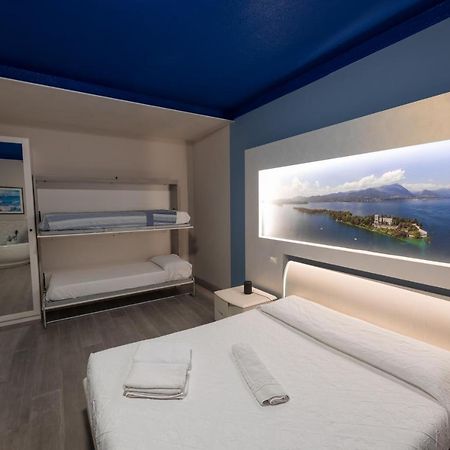 Garda Fantasy Apartment - Jacuzzi Desenzano del Garda Exteriör bild