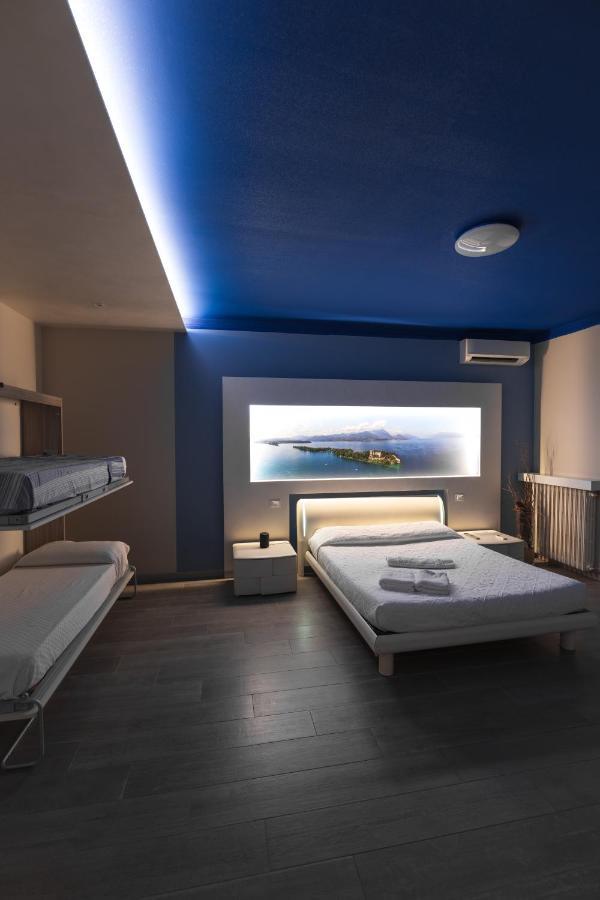 Garda Fantasy Apartment - Jacuzzi Desenzano del Garda Exteriör bild